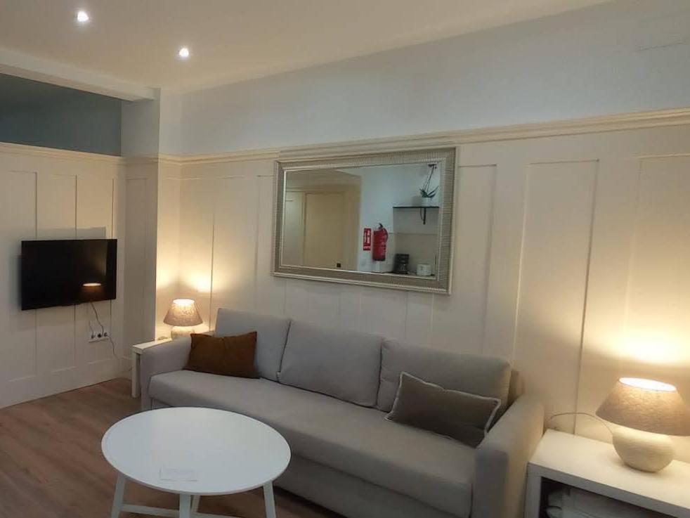 Agradable Apartamento En El Centro De Sevilla ภายนอก รูปภาพ